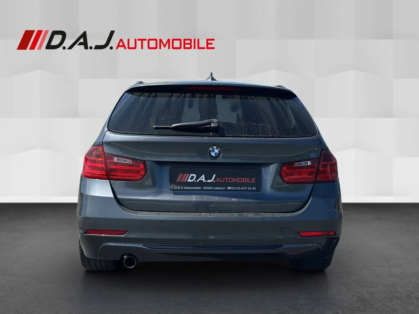 Vehicle image, number 4