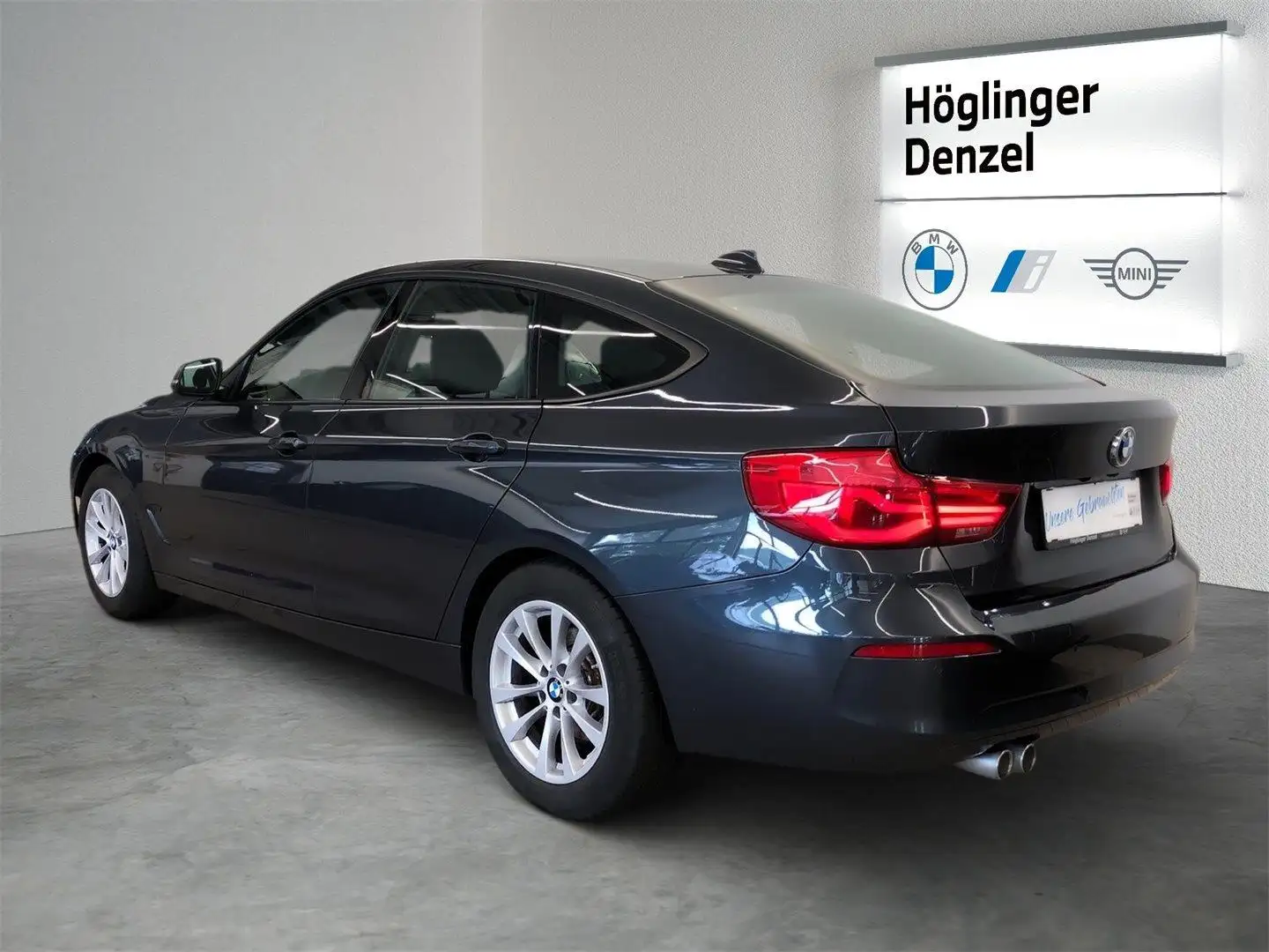 Vehicle image, number 9