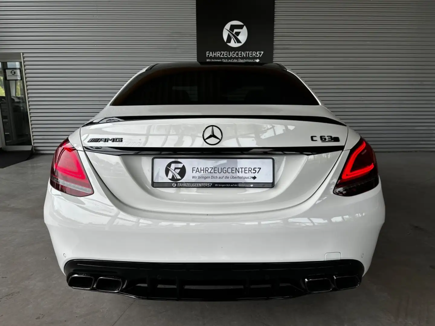 Vehicle image, number 8