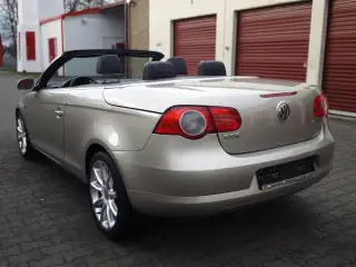 Vehicle image thumbnail, number 12