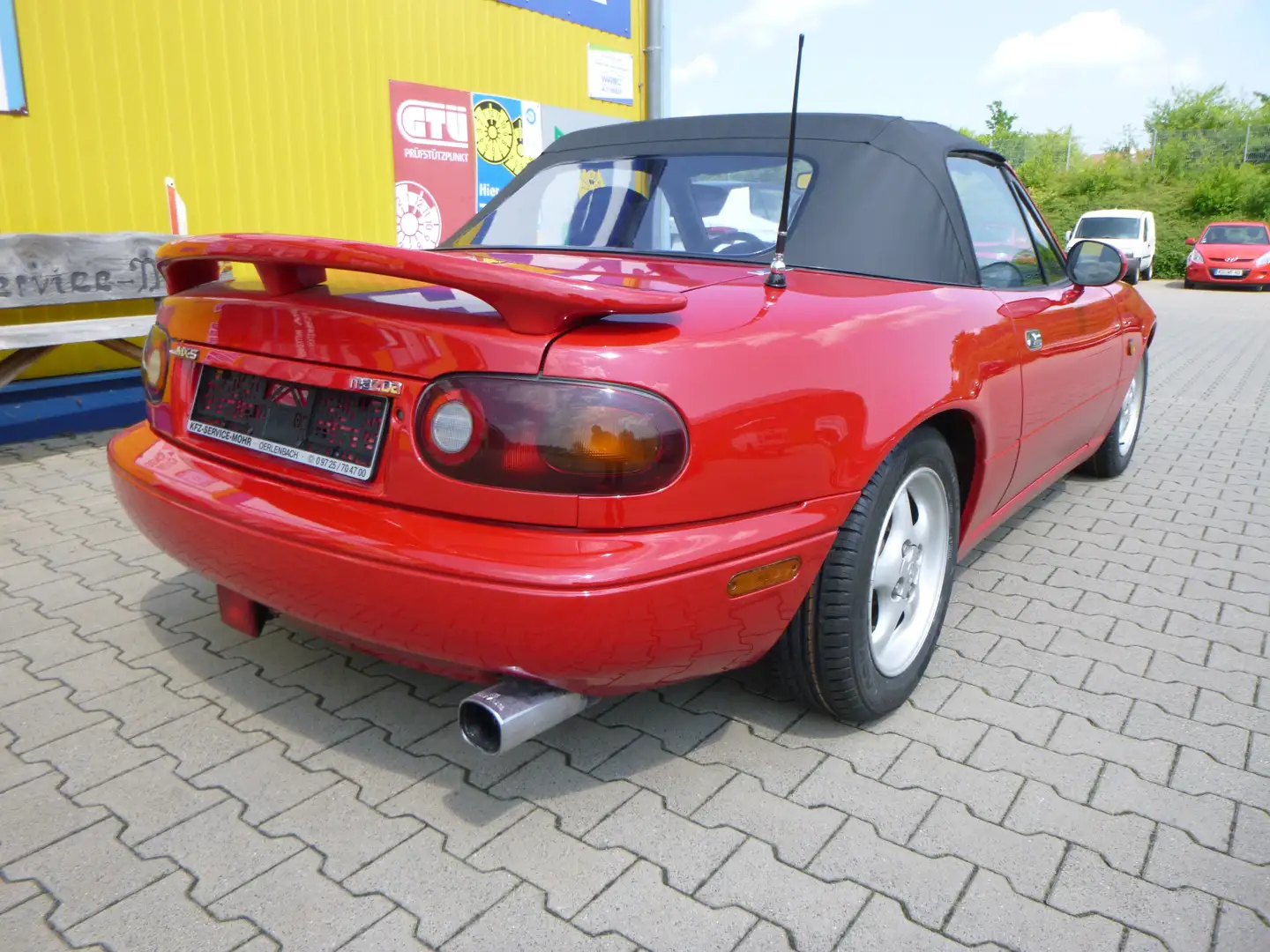 Vehicle image, number 14