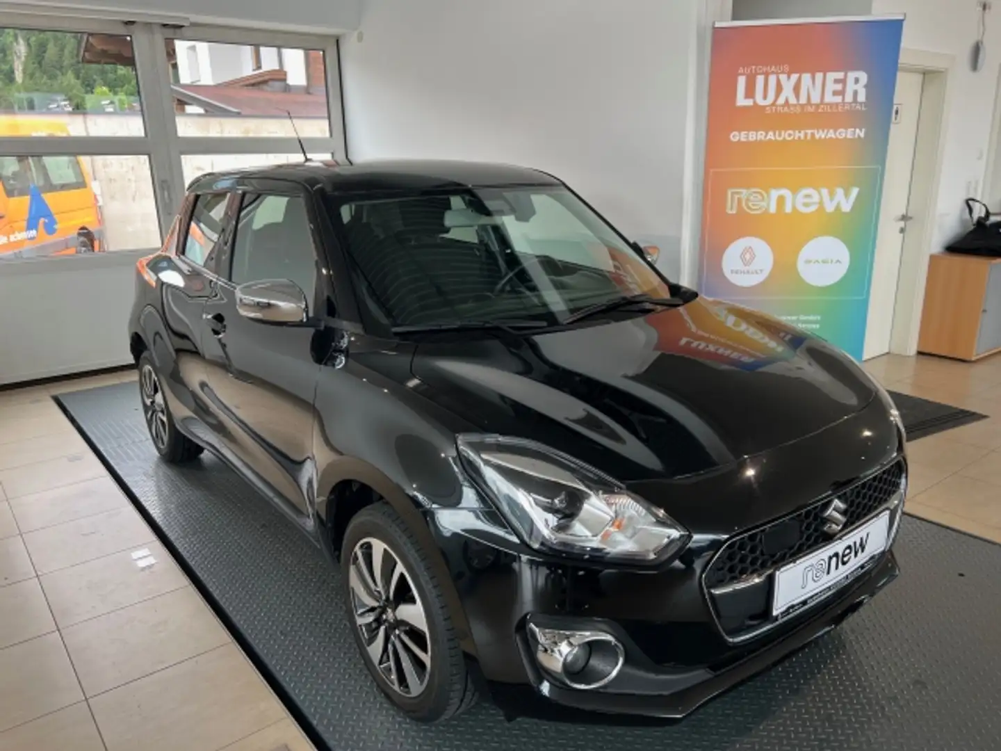 Vehicle image, number 1