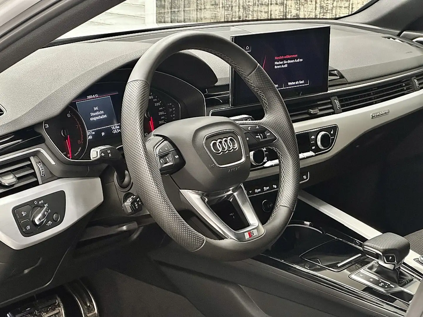 Vehicle image, number 8