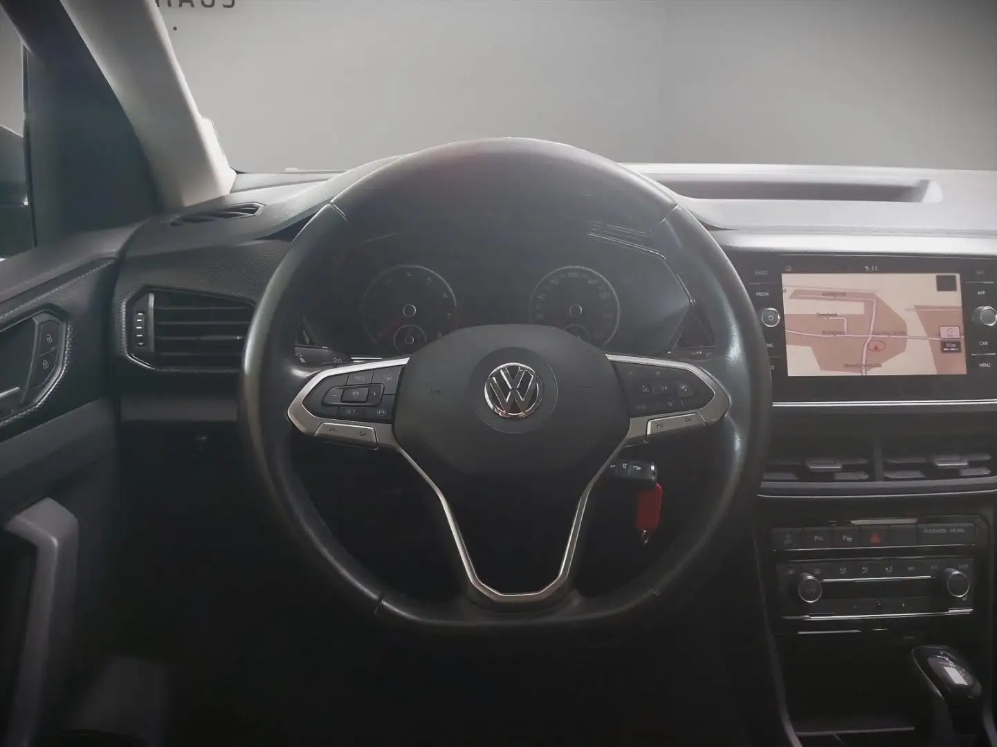 Vehicle image, number 12
