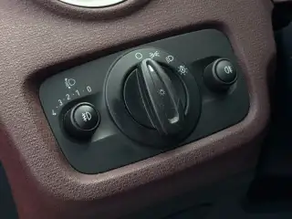 Vehicle image thumbnail, number 16