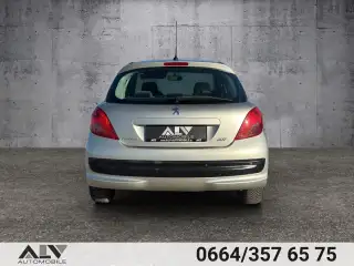 Vehicle image thumbnail, number 6