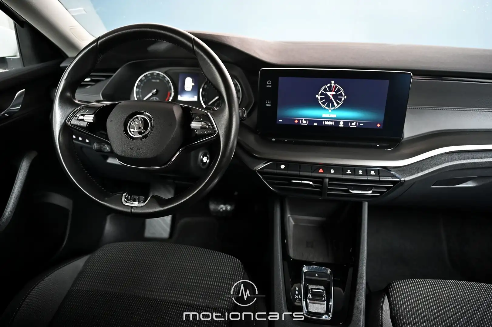 Vehicle image, number 11
