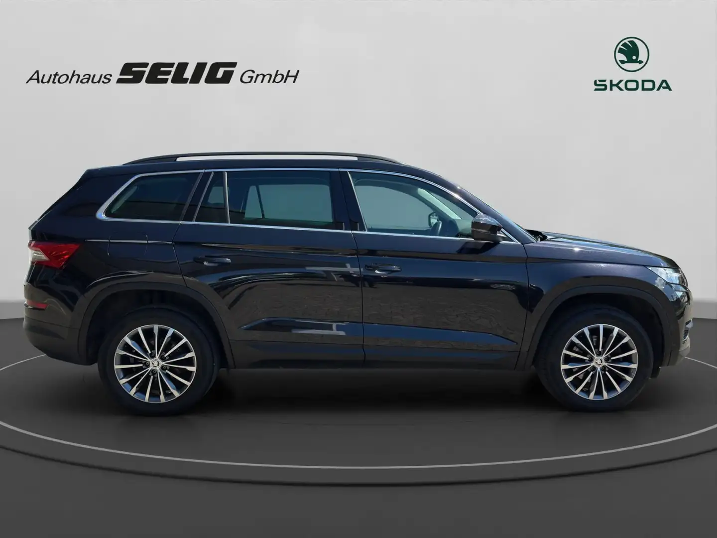 Vehicle image, number 5