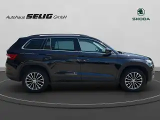 Vehicle image thumbnail, number 5