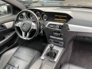 Vehicle image thumbnail, number 16
