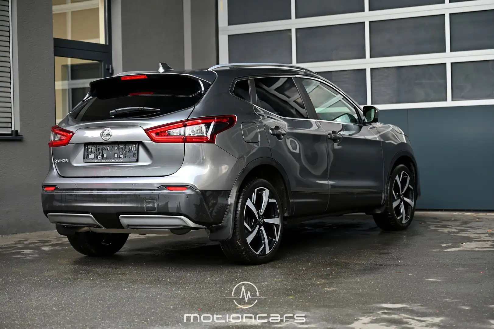 Vehicle image, number 2