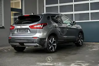 Vehicle image thumbnail, number 2