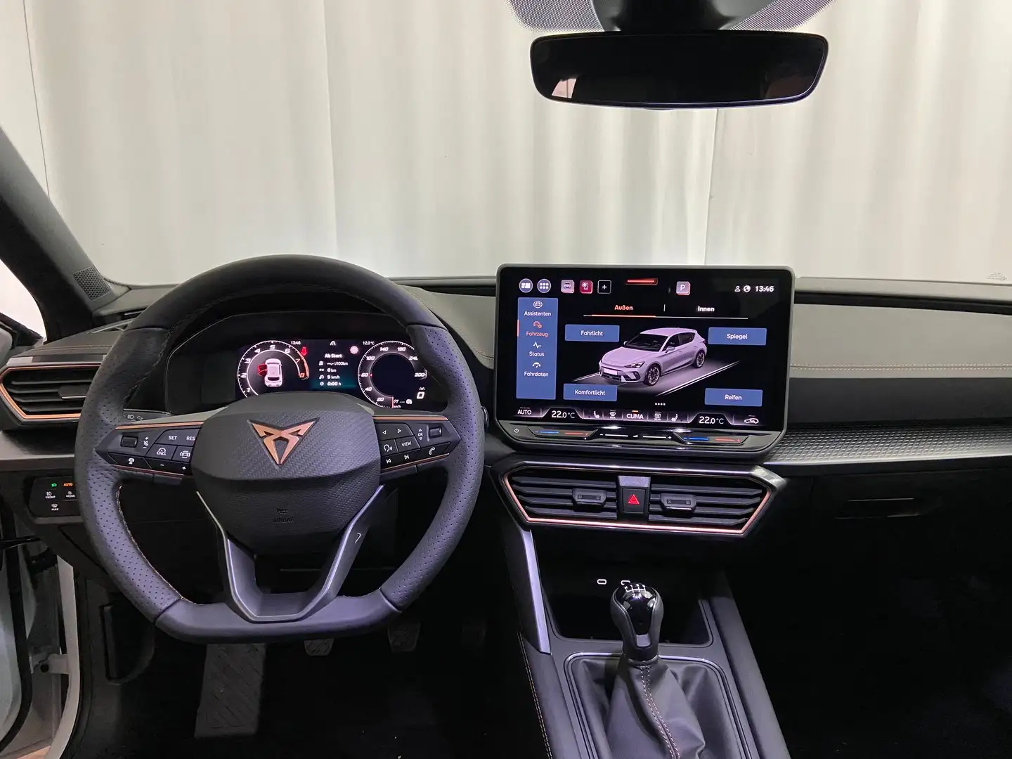 Vehicle image, number 3