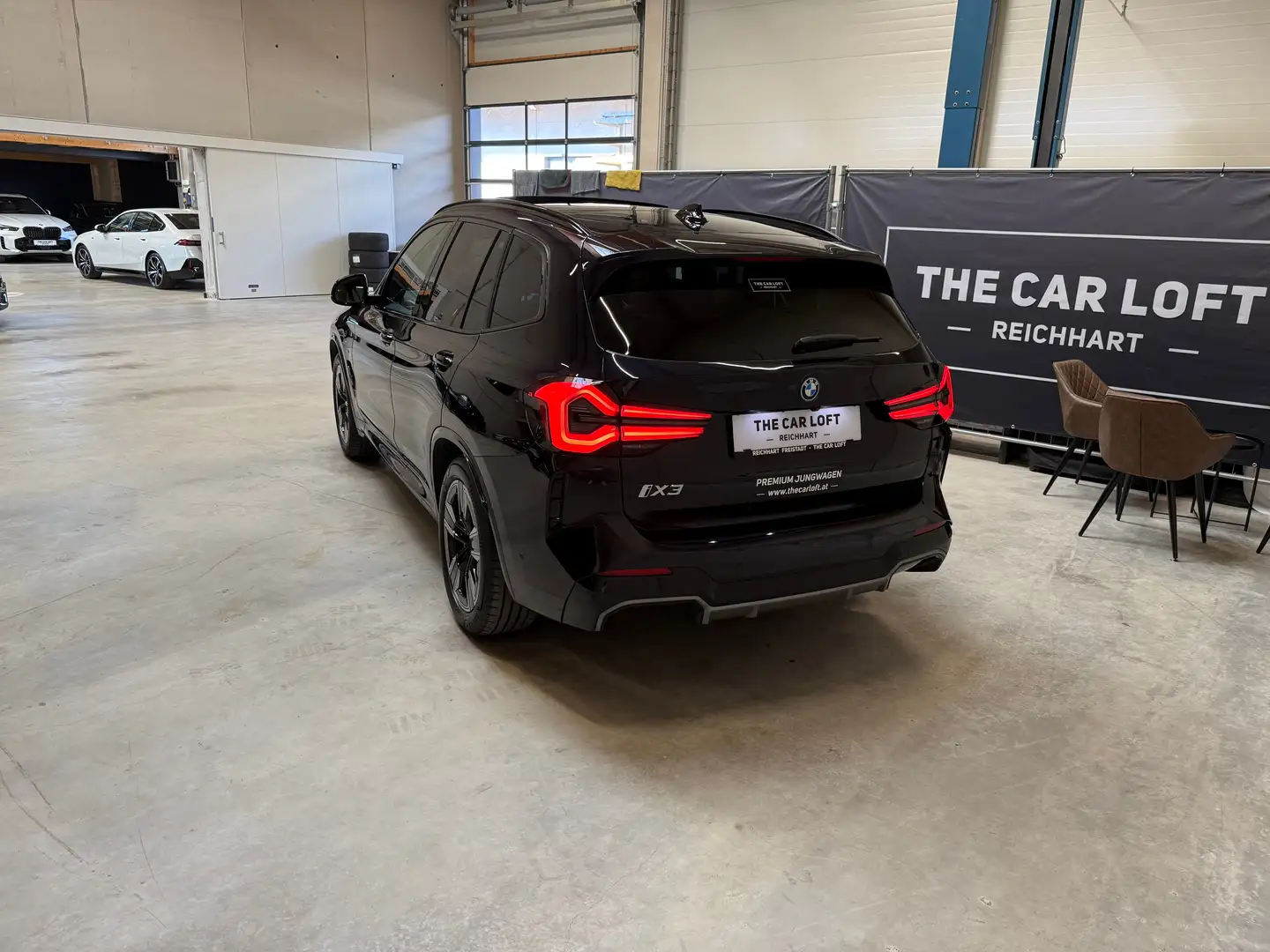Vehicle image, number 4