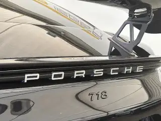 Vehicle image thumbnail, number 6