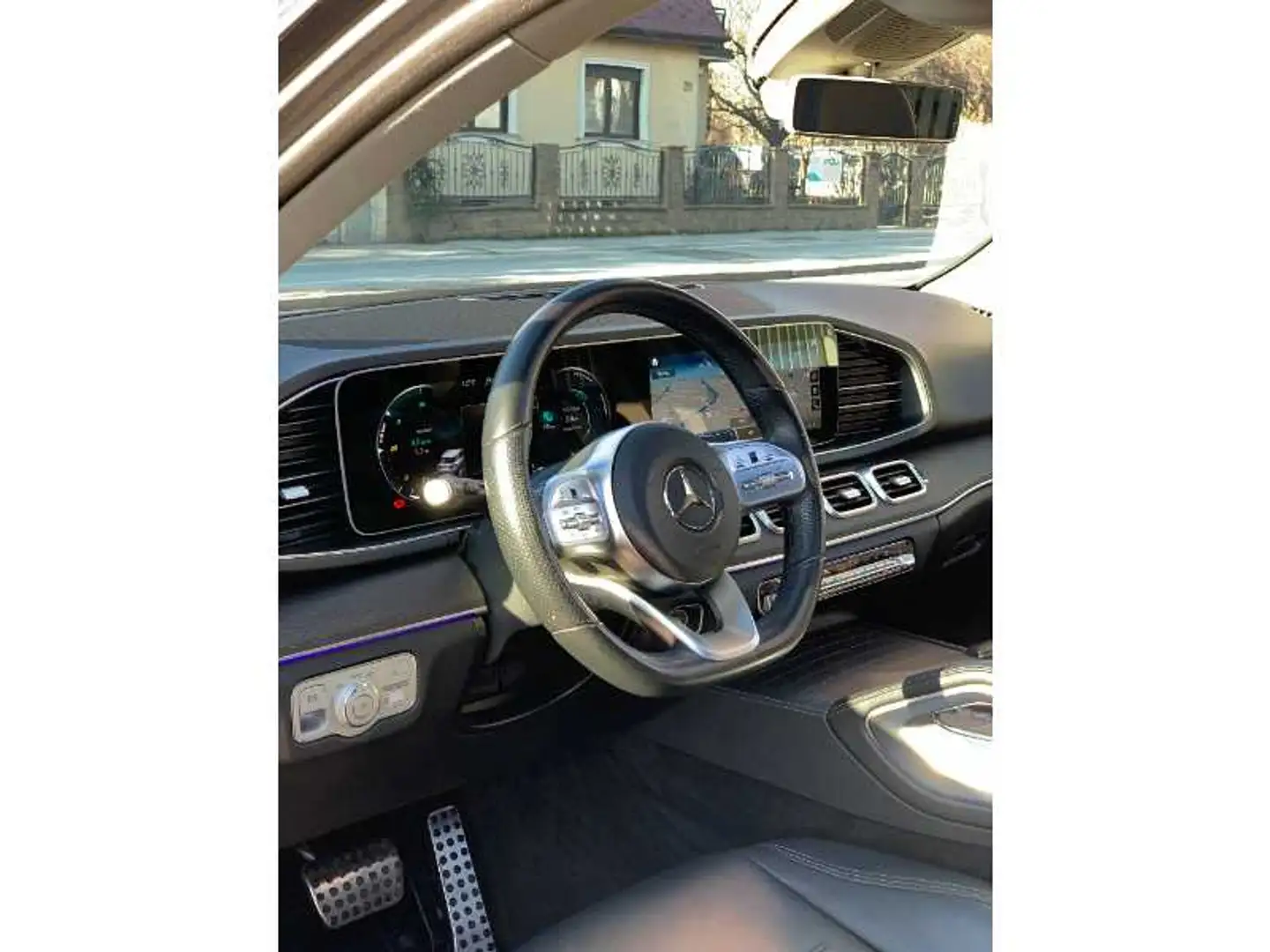 Vehicle image, number 9