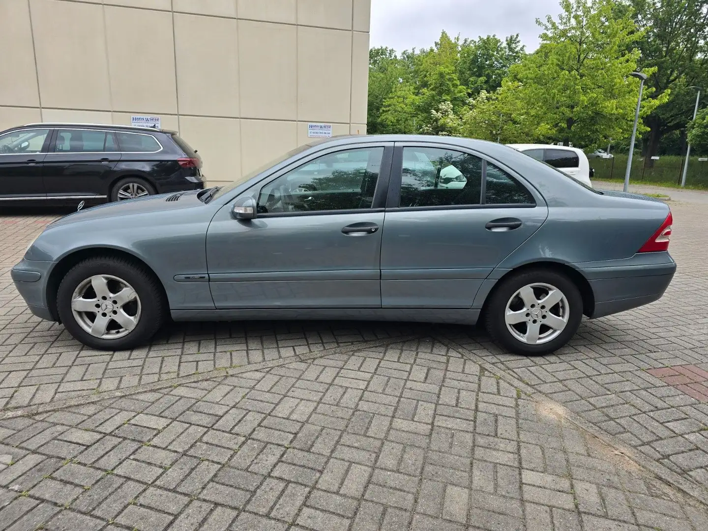 Vehicle image, number 5