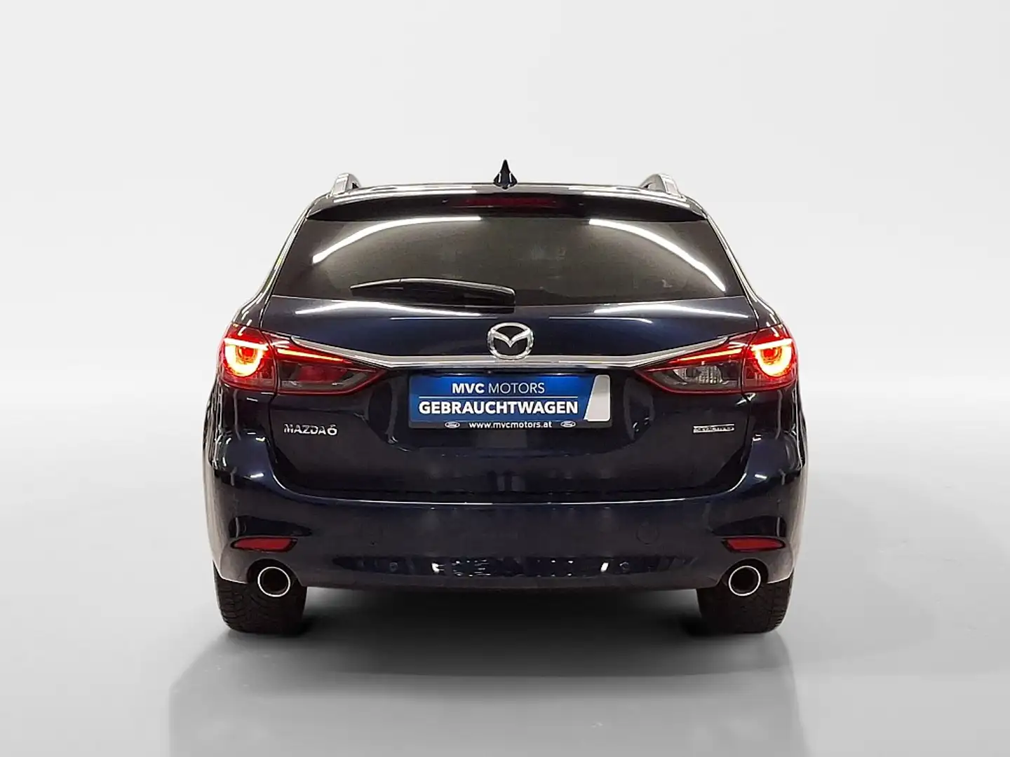Vehicle image, number 13