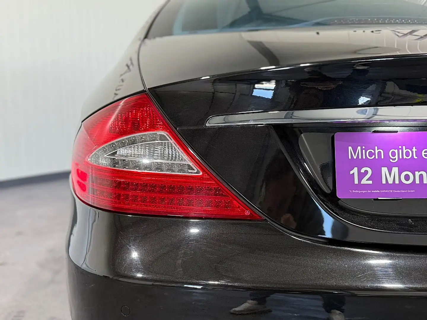 Vehicle image, number 10