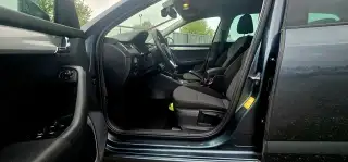 Vehicle image thumbnail, number 10
