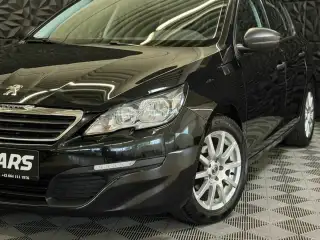 Vehicle image thumbnail, number 3