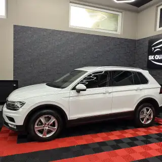 Vehicle image thumbnail, number 4