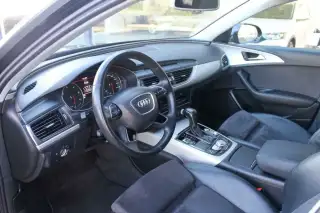 Vehicle image thumbnail, number 7