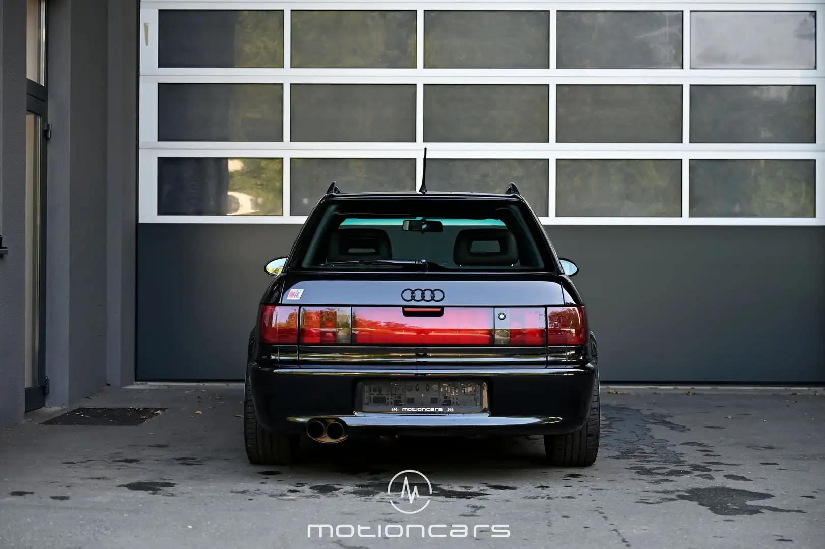 Vehicle image, number 4