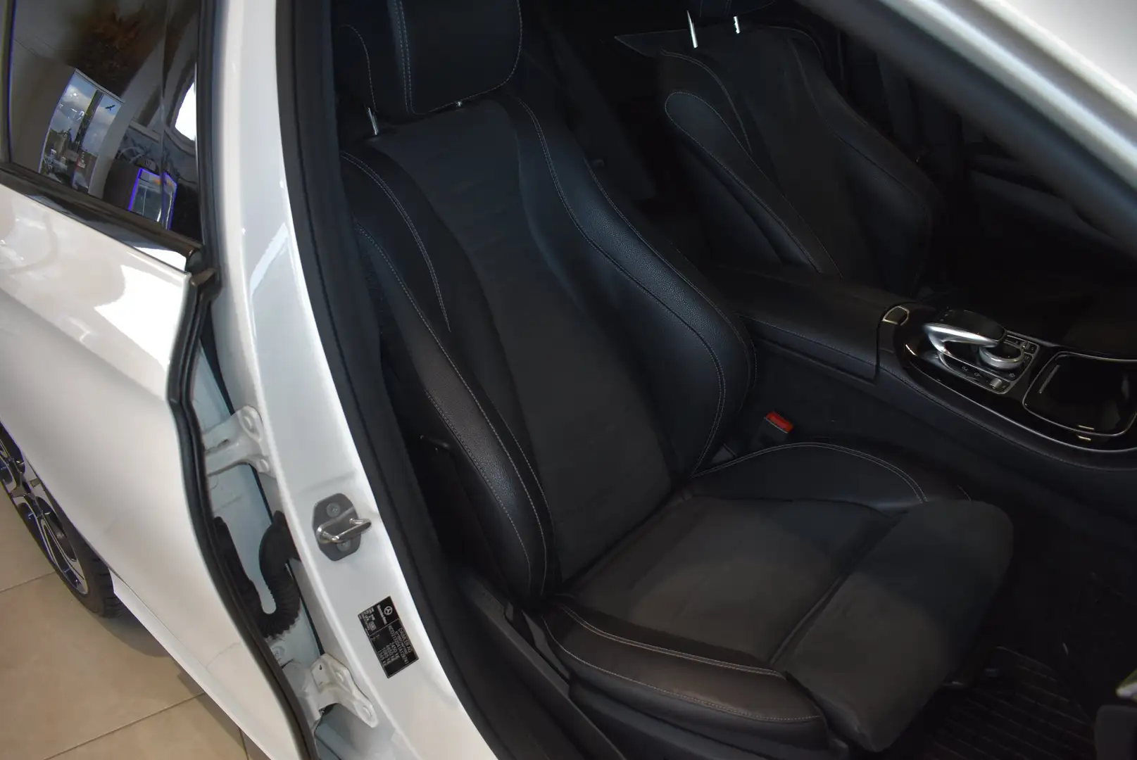 Vehicle image, number 18