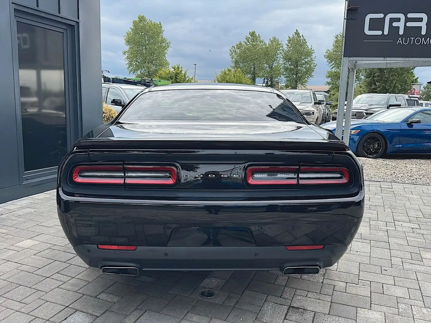 Vehicle image, number 7