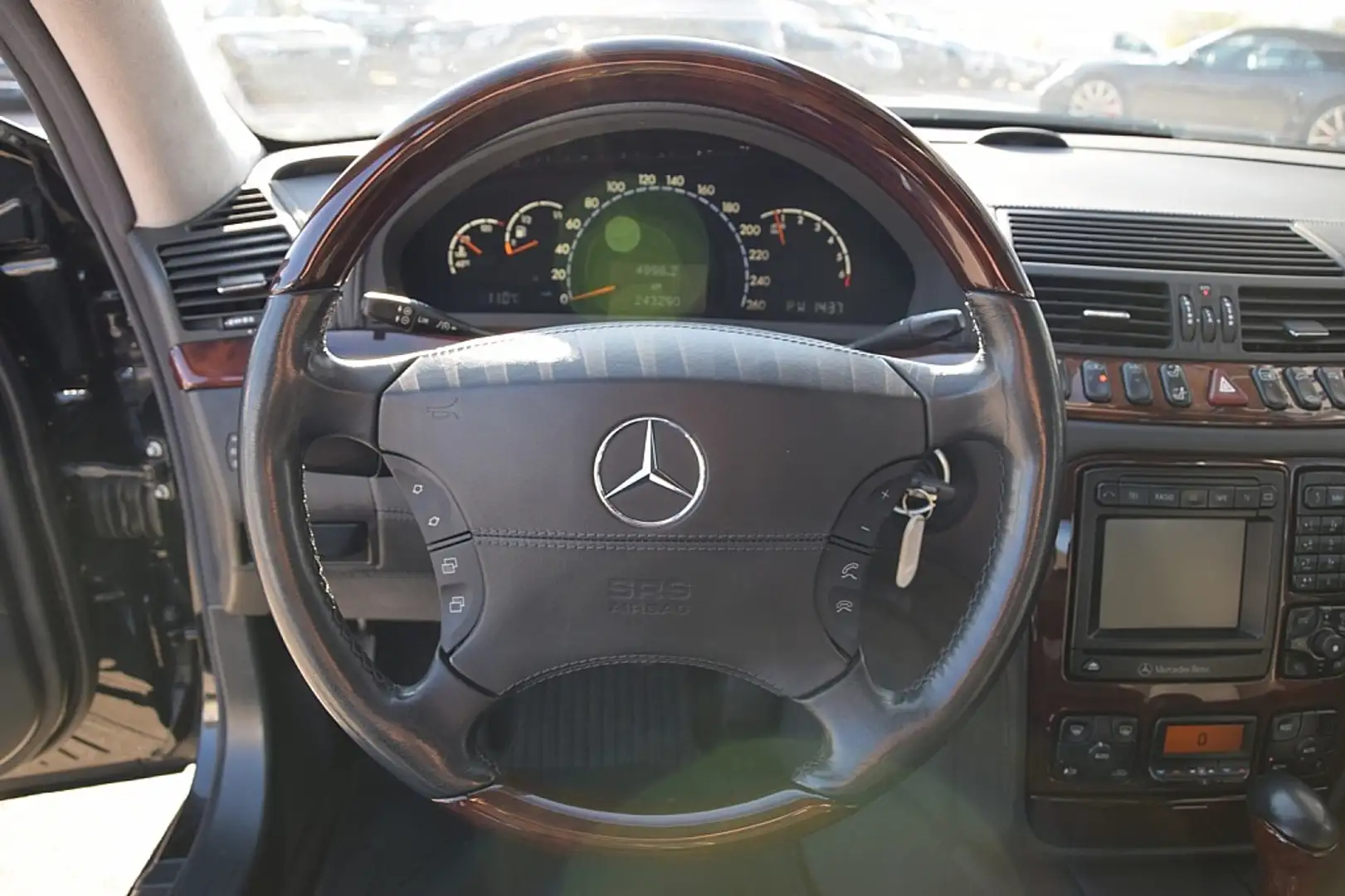 Vehicle image, number 7