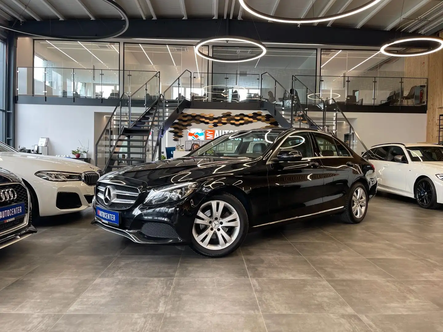 Vehicle image, number 1
