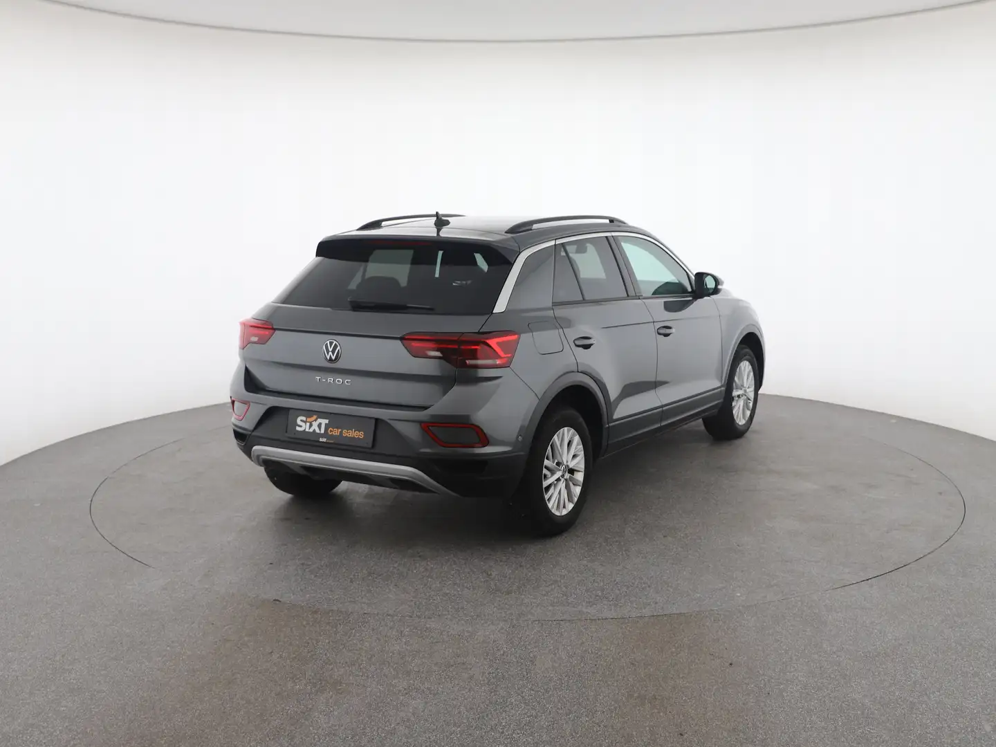 Vehicle image, number 5
