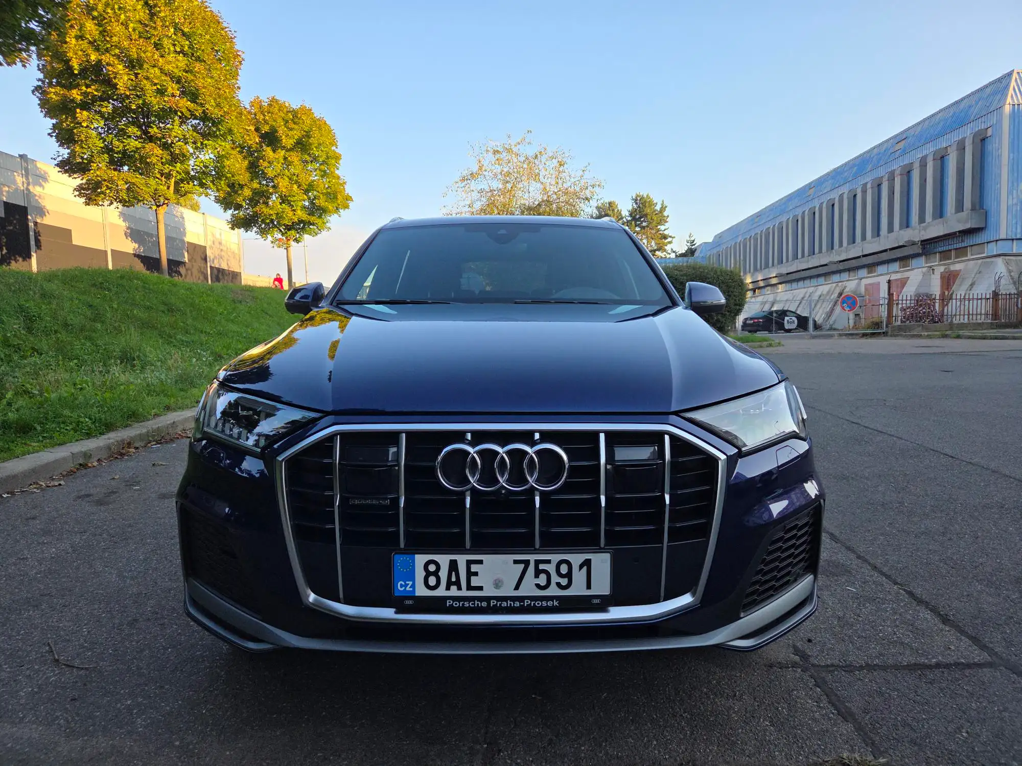 Vehicle image, number 3