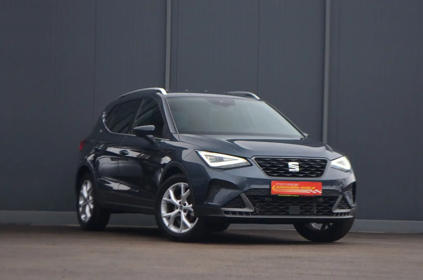 Vehicle image, number 3