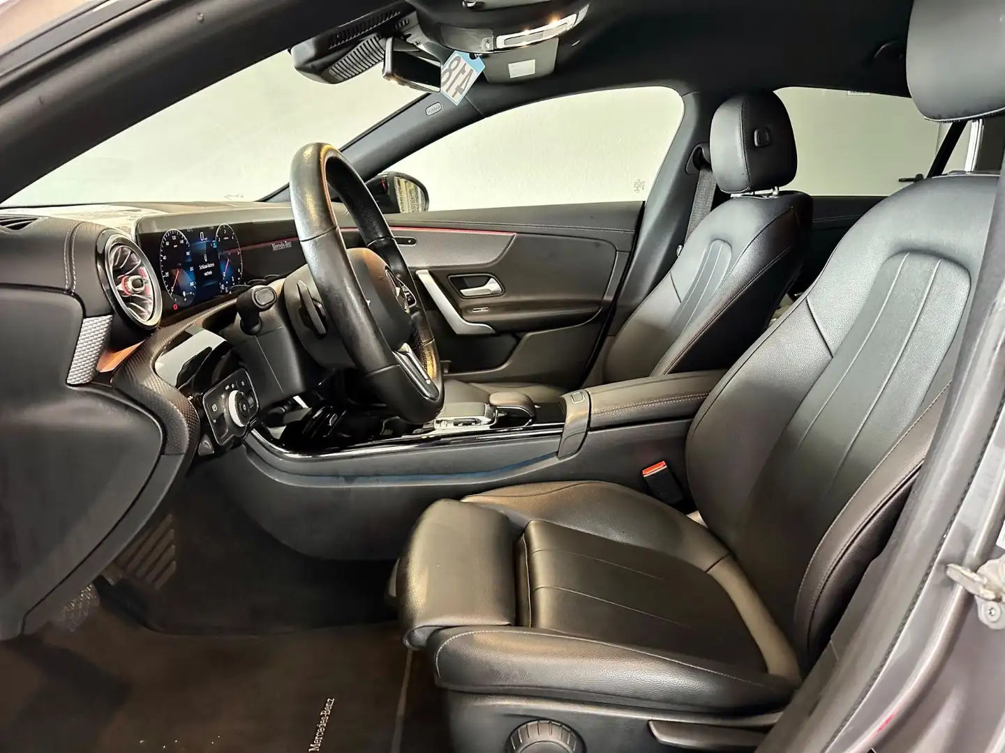 Vehicle image, number 8