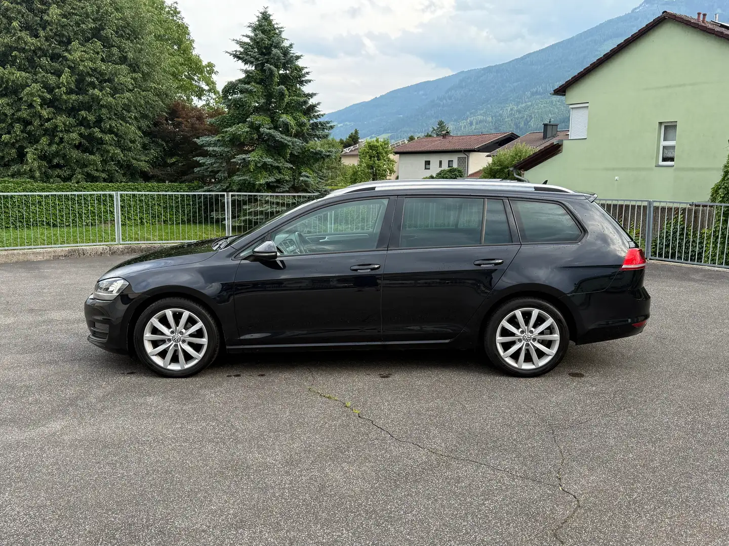 Vehicle image, number 5