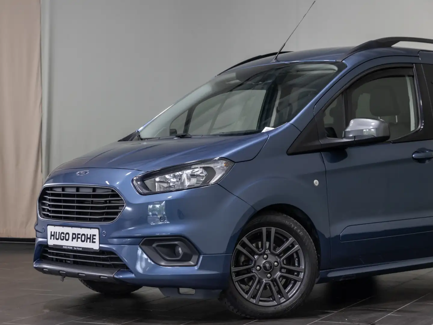 Vehicle image, number 3