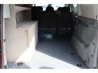 Vehicle image thumbnail, number 8