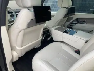 Vehicle image thumbnail, number 8