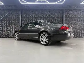 Vehicle image thumbnail, number 8