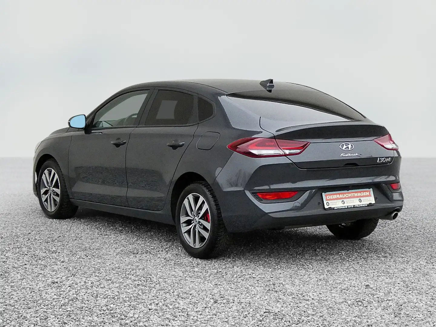Vehicle image, number 8