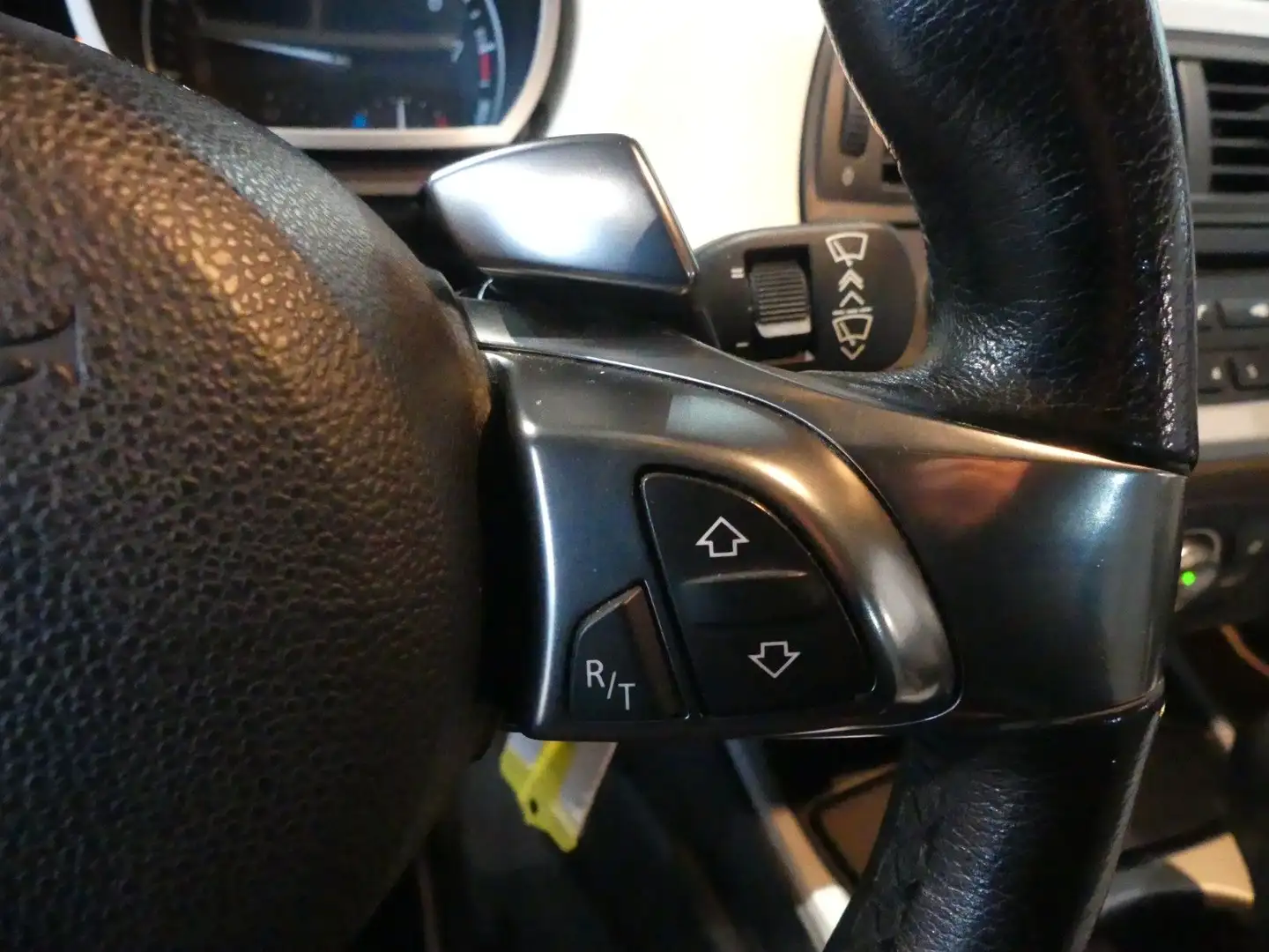Vehicle image, number 15