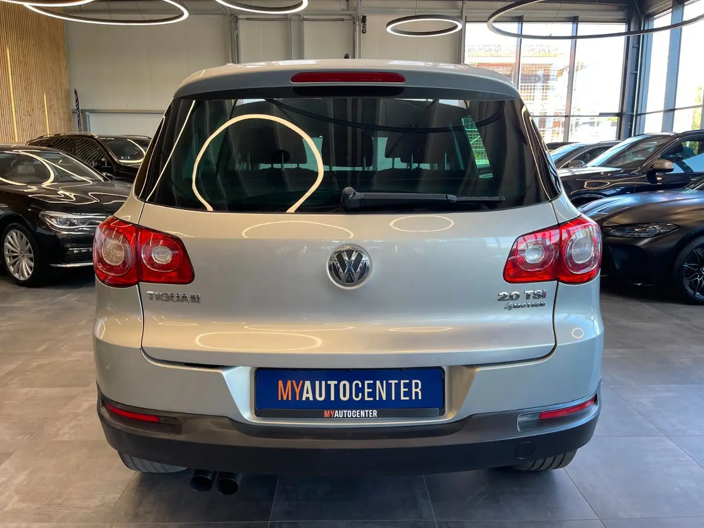 Vehicle image, number 5