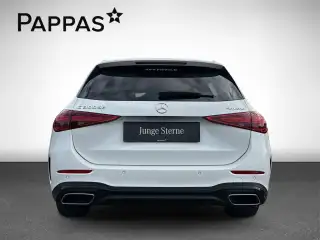 Vehicle image thumbnail, number 5