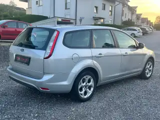 Vehicle image thumbnail, number 5