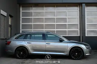 Vehicle image thumbnail, number 5