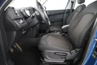 Vehicle image thumbnail, number 8