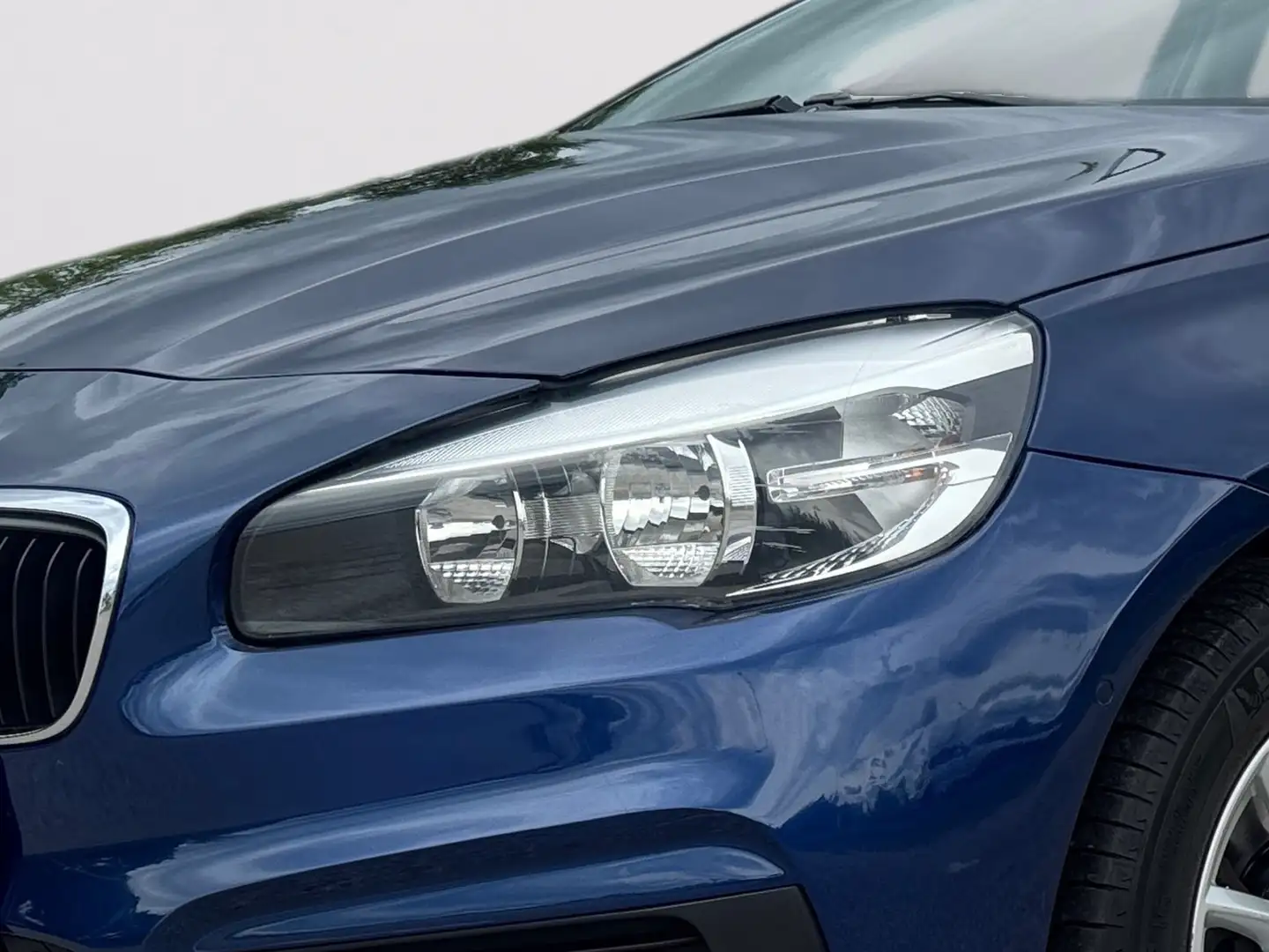 Vehicle image, number 5