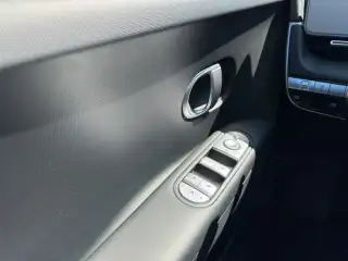 Vehicle image thumbnail, number 12